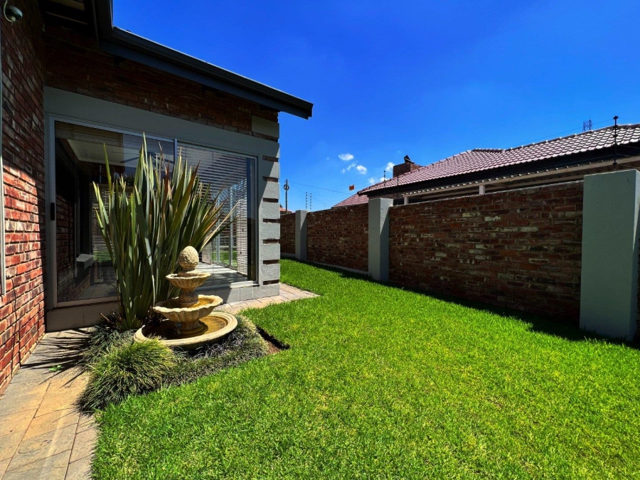 3 Bedroom Property for Sale in Baillie Park North West